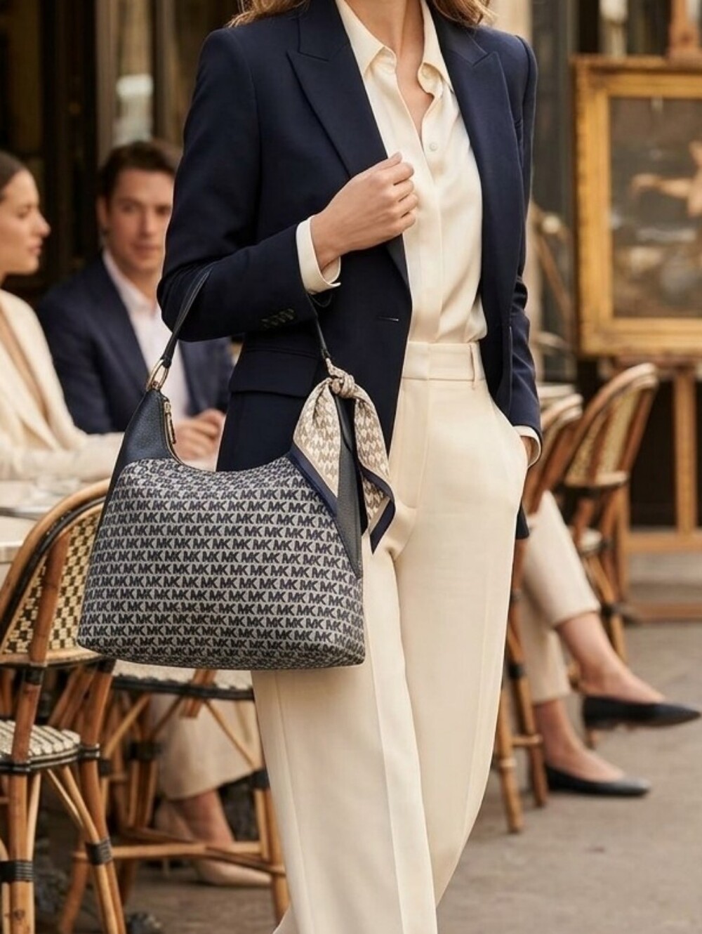 Michael Kors Aria Large Signature Logo Shoulder Bag - Navy / Ivory Multi
